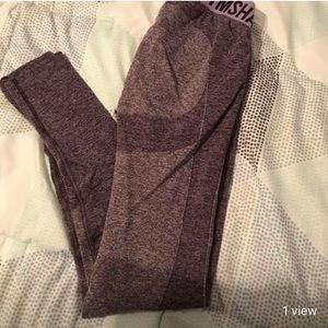 Sold: Purple Gym Shark flex leggings